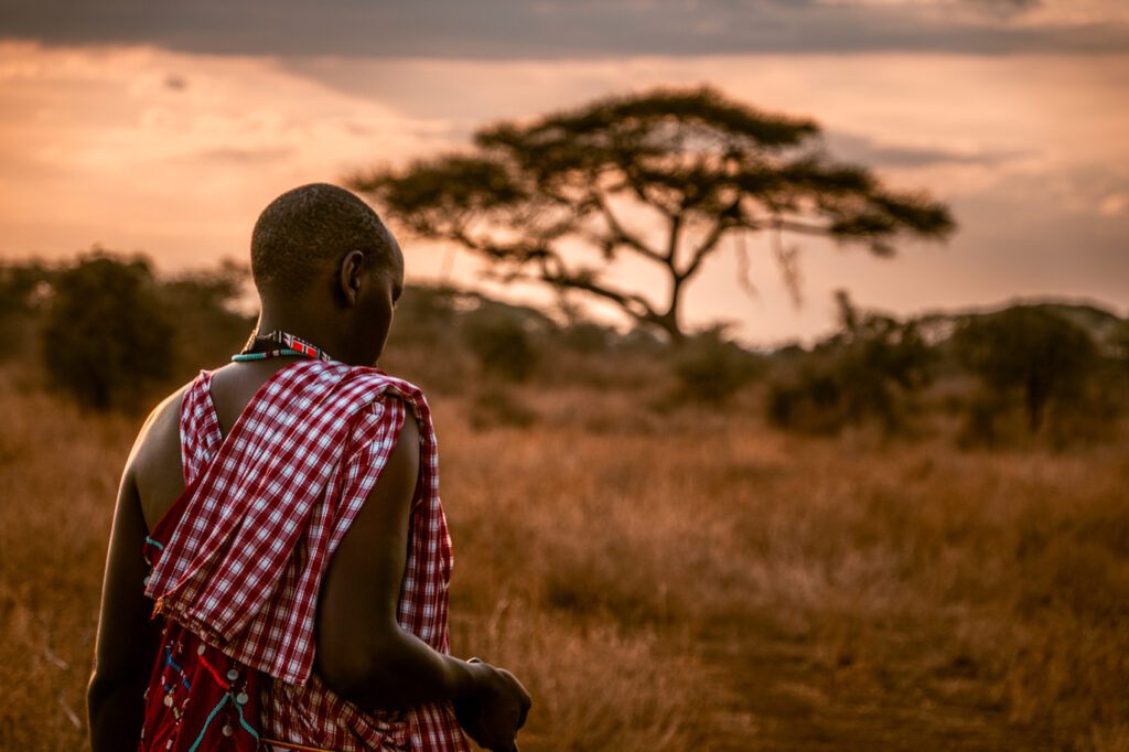 IM_KE_AMB_Sundowner at Tulia Amboseli_Maasai man